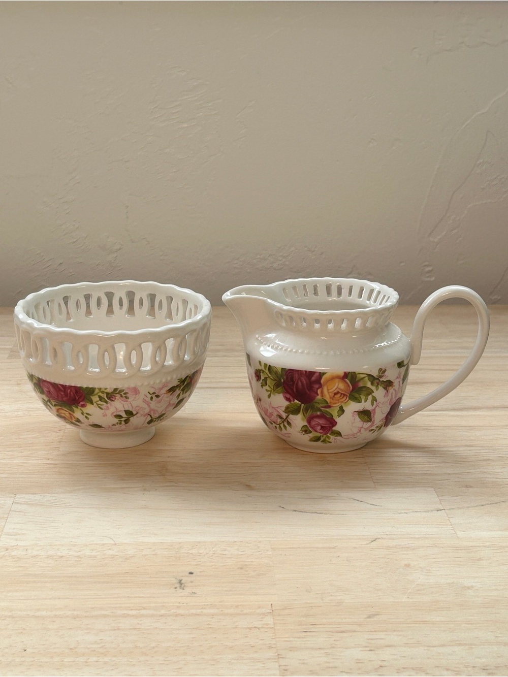 Royal Albert Old Country Roses Bone China Creamer & Sugar Bowl Set 2pc